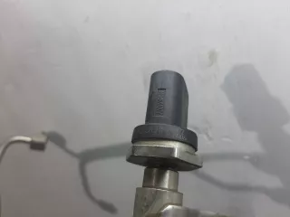 0261545072 Топливная рампа BMW X2 F39 Арт 00277000, вид 4