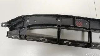 8U0807683 VAG Решетка в бампер Audi Q3 2 Арт E103094888, вид 9
