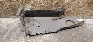 EM2BR020A27AC Пыльник крыла переднего правого Ford Galaxy 3 Арт 00117861, вид 1