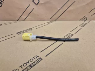 8983106071, 8983106071, 89831-06071 Разъем датчика удара Toyota Fortuner 2 Арт DN199373, вид 1