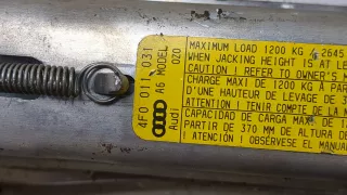 4F0011031 Домкрат  Audi A6 C6 (S6,RS6) Арт 20360846, вид 2