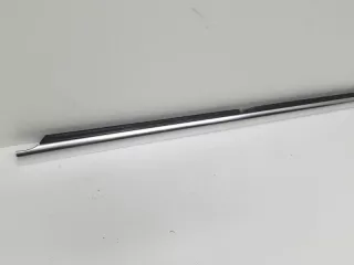 A1777350400 уплотнитель стекла двери Mercedes CLA c118 Арт lz237153, вид 3