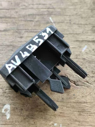 4D0941515 Заглушка   Audi A4 B5 Арт AU4B531, вид 1
