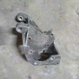 028145523d Кронштейн гидроусилителя   Volkswagen Passat B4 Арт VPB4218, вид 2