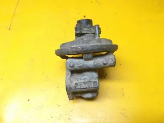 K5T5989 Клапан EGR Mazda Xedos 9 2.5л Арт 158465, вид 3