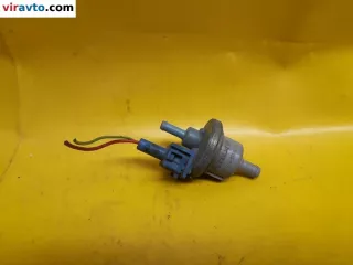 050133517 Клапан вентиляции топливного бака Volkswagen Passat B3 Арт 131418, вид 1