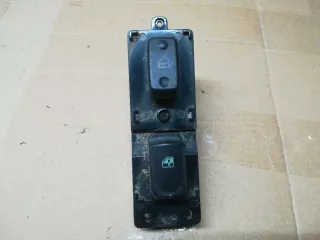 202004584 Кнопка стеклоподъемника переднего правого Hyundai Sonata (EF)  Арт 117583, вид 1