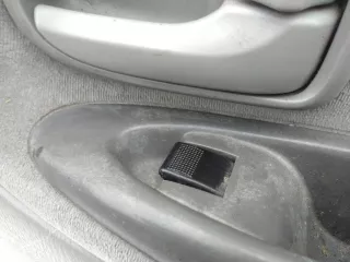  Кнопка стеклоподъемника переднего правого Mazda MPV 2 Арт 156429, вид 1