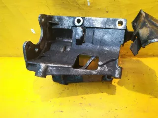 057260885 Кронштейн компрессора кондиционера Audi A8 D2 (S8) Арт 158147, вид 2