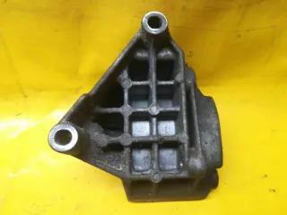 7700741348 Кронштейн гидроусилителя Renault 19 2 Арт 179511, вид 2