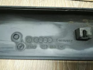 357853516 Молдинг двери передней правой Volkswagen Passat B3 Арт 193913, вид 3