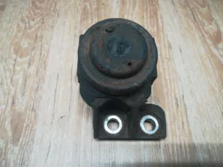  Подушка крепления двигателя Mazda 626 GE Арт 194647, вид 2