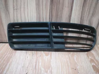 6N0853665 Заглушка (решетка) в бампер Volkswagen Polo 3 Арт 194986, вид 1