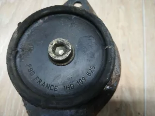 1H0199625 Подушка крепления двигателя Volkswagen Golf 3 Арт 195830, вид 3