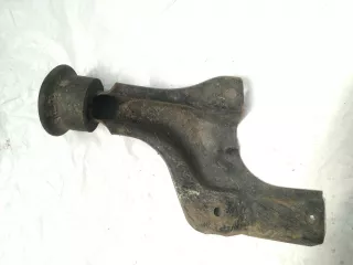  Кронштейн двигателя Audi 80 B3 Арт 198032