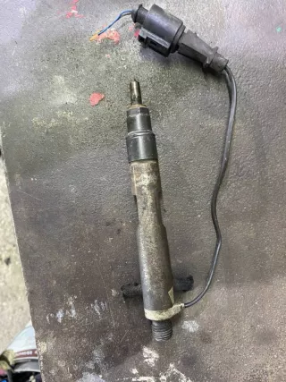 038130202C Форсунка управляющая Volkswagen Golf 4 1.9л TDi Арт 2000000028734, вид 2