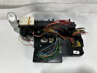2049065602 Короб предохранителей Mercedes C W204 Арт AL14292523162, вид 1