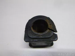 4881530570 Toyota Втулка (сайлентблок) переднего стабилизатора Lexus GS 3 Арт E22869775, вид 3