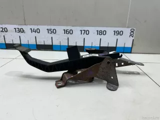 4M517B633AT Ford Педаль сцепления Ford Focus 2 Арт E48610804