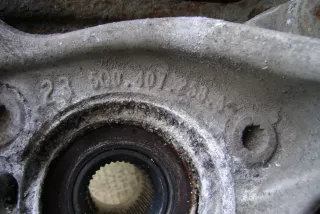 5Q0407258A Кулак поворотный передний правый Volkswagen Passat B8 Арт AL12752971033, вид 3
