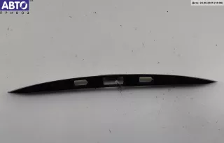 8M51A43404AC Накладка подсветки номера Ford Focus 2 restailing Арт 55073619, вид 3