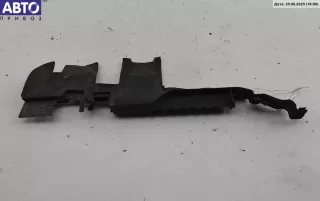 8E0121284B Диффузор (кожух) вентилятора радиатора Audi A4 B6 Арт 55070178, вид 2