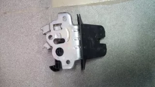 4f9827505 4F9827505 Замок багажника Audi Q7 4L Арт 1_488, вид 1