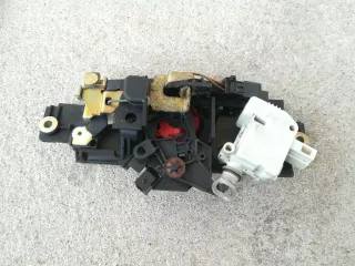4B0827565H Ручка крышки багажника Audi A6 C5 (S6,RS6) Арт 1_750, вид 2