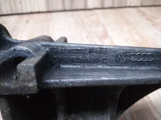 028145531C Кронштейн гидроусилителя Volkswagen Passat B3 Арт 1_5840, вид 3