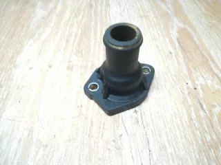 026121145L Фланец (тройник) системы охлаждения Volkswagen Golf 3 Арт 1_7304, вид 1