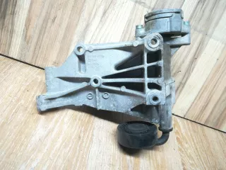 037903143G Кронштейн генератора Volkswagen Passat B3 2.0л  Арт 1_7323, вид 2