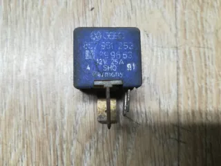 857951253, 67 Реле бензонасоса Volkswagen Passat B3 Арт 1_8027, вид 1