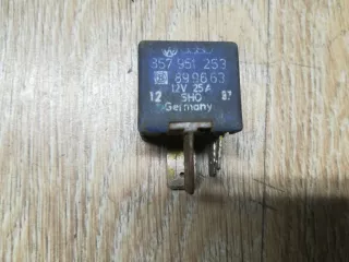 857951253, 67 Реле бензонасоса Volkswagen Passat B3 Арт 1_8029, вид 1