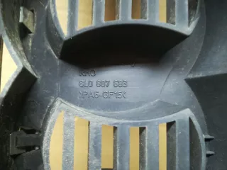 8L0807683 Решетка радиатора Audi A3 8L Арт 1_10162, вид 3
