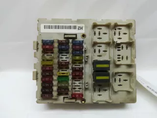 2M5T14A073BE Блок предохранителей Ford Focus 1 Арт 1_12802, вид 1