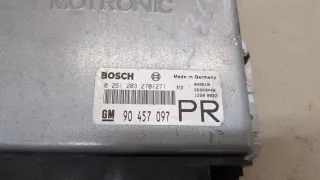 Блок управления двигателем Opel Omega B 1996г. 90457097,0261203270 - Фото 2