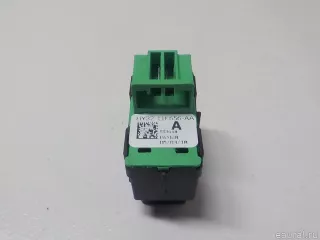 LR081346 Land Rover Кнопка аварийной сигнализации Land Rover Evoque 2 Арт E52560853, вид 5
