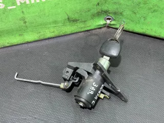  Кнопка открытия багажника Opel Corsa C Арт 2000000042915, вид 2