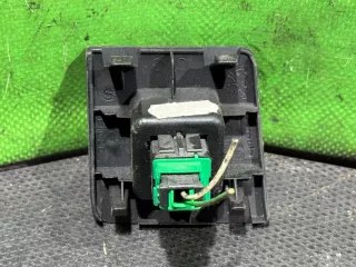  Кнопка открытия лючка топливного бака Peugeot 407 Арт 2000000046519, вид 2