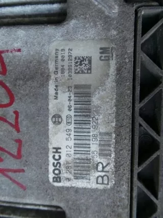 0281012549 Блок управления двигателем Opel Zafira B Арт e865190, вид 4