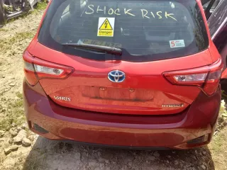  Бампер задний Toyota Yaris 3 Арт e1013676, вид 1