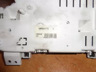 MR951770 Щиток приборов (приборная панель) Mitsubishi Colt 6 Арт e1240539, вид 3