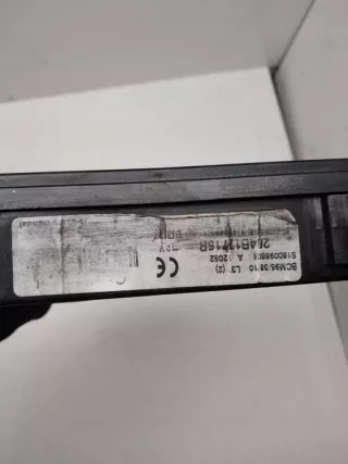 284B17715R Блок предохранителей Renault Megane 3 Арт e1796994, вид 3