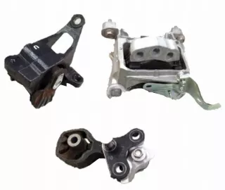  Подушка крепления КПП Mazda 3 BM Арт e1817710