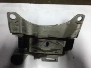  Подушка крепления КПП Renault Scenic 3 Арт e1824196, вид 1