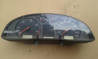 3B0919861K Щиток приборов (приборная панель) Volkswagen Passat B5 Арт e1912690, вид 1