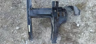  Передняя панель крепления облицовки (телевизор) Land Rover Range Rover 3 Арт e2515325, вид 2