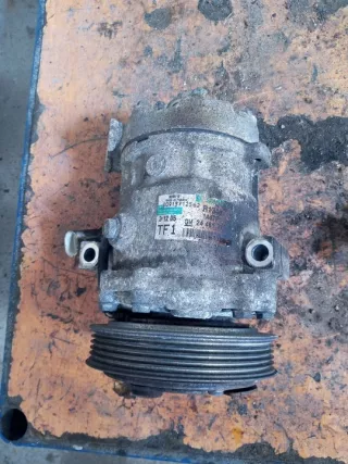 24461719 Компрессор кондиционера Opel Corsa C Арт e2711120, вид 1