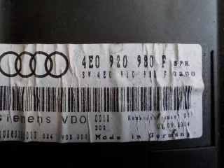 4E0920980F Щиток приборов (приборная панель) Audi A8 D3 (S8) Арт e2951542, вид 3