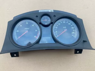 13225956 Щиток приборов (приборная панель) Opel Astra H Арт e3086962, вид 1
